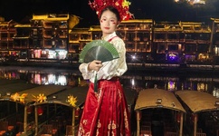 金泫雅婐体艺术照